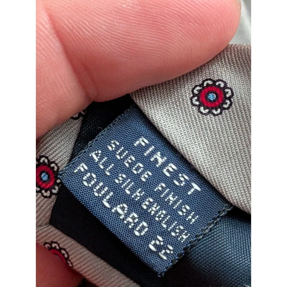 Badowers Jacobs Roberts English Silk‎ Tie Necktie Gray Red Floral Medallions 58